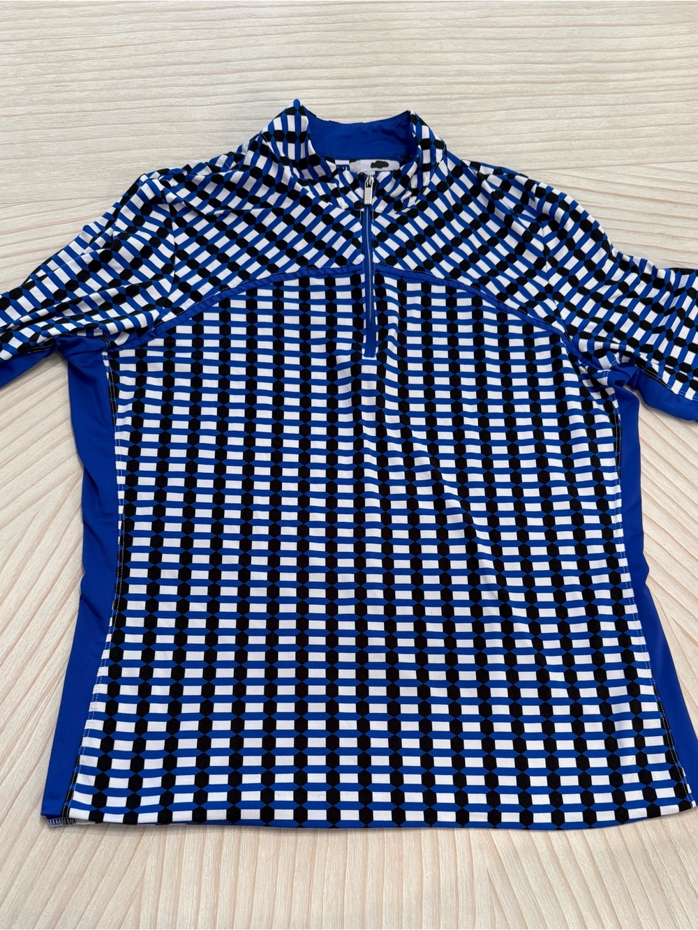 Tail Blue and White Geometric Short Sleeve Top